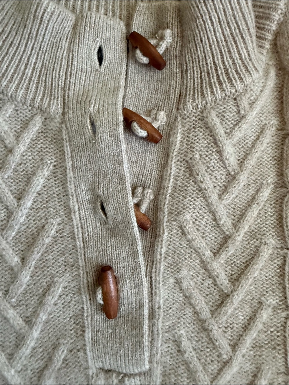 100% Wool Pullover - Picture 6 of 7
